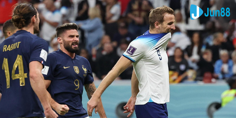 Harry Kane sút hỏng Penalty trong hiệp 2 Anh vs Pháp